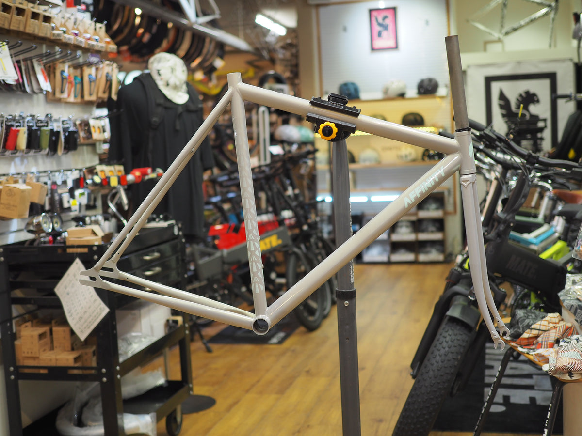 AFFINITY LO PRO – コンズサイクル WEBSTORE ネットで注文