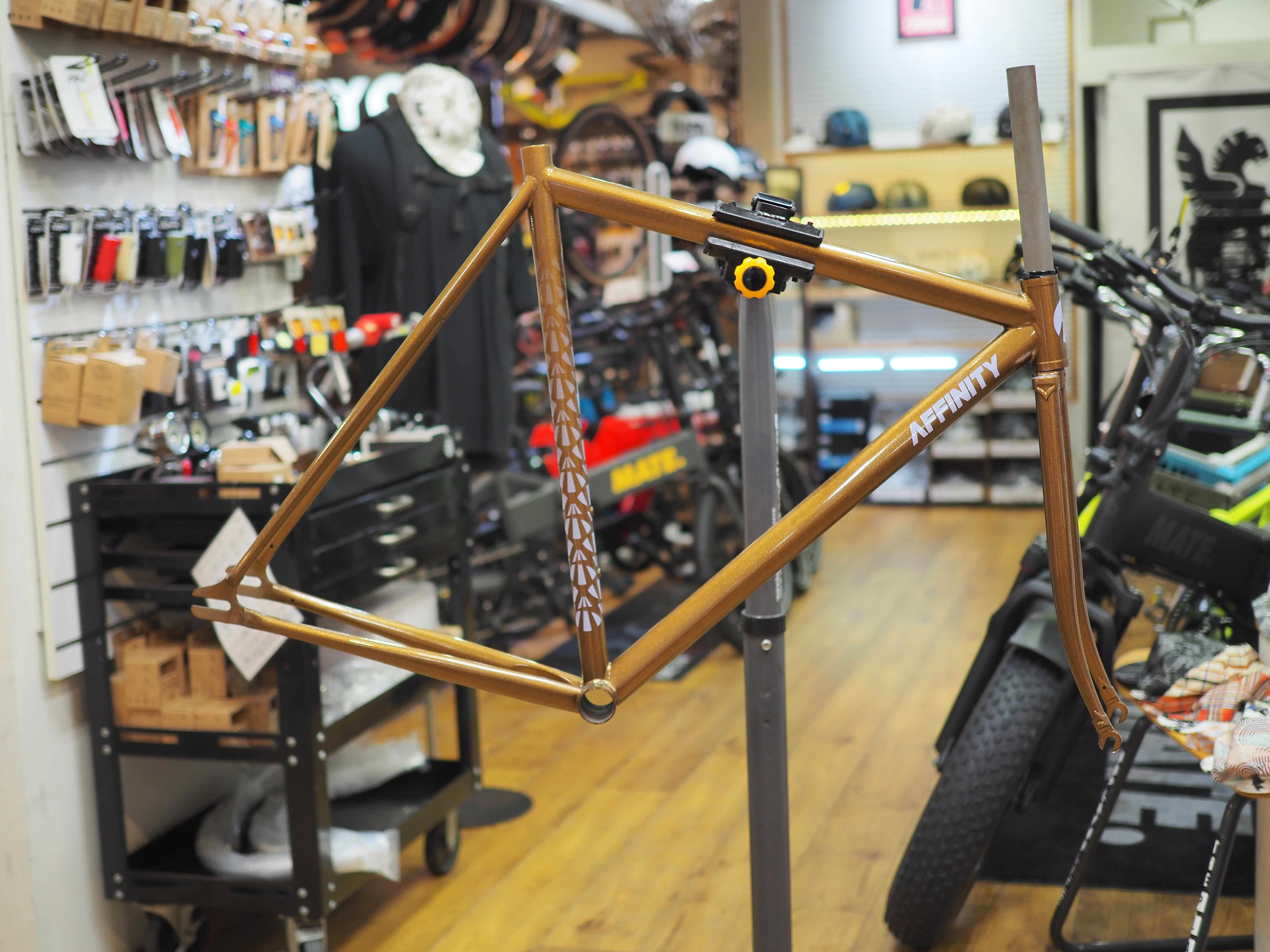 AFFINITY LO PRO – コンズサイクル WEBSTORE ネットで注文