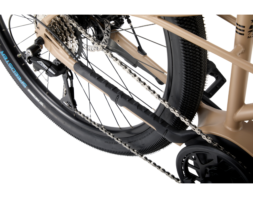チェーンプロテクター　走行中のチェーンしなりによって起こりうるフレーム（CHAIN STAY）ダメージを防ぎます